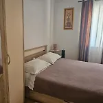 Sandra - Apartment Trogir