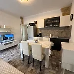 Apartment Sandra -