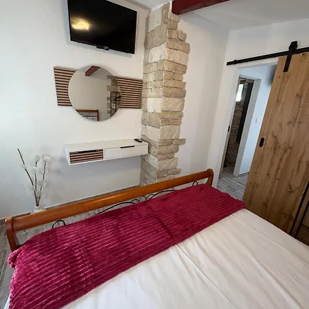 Sandra - Apartment