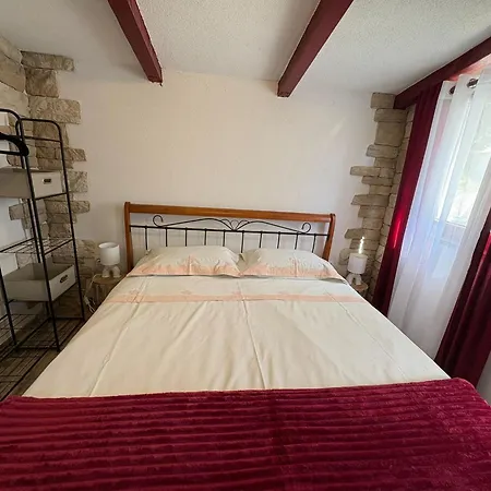 Sandra - Apartment