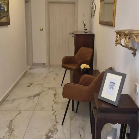 Apartment Sandra - *