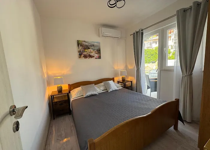 Sandra - تروغير